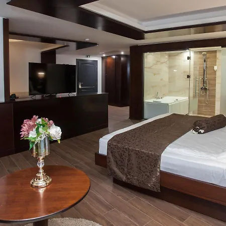 Hotel Sky